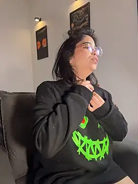 tati_reyess' Webcam Show