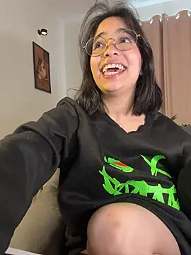 Chat +18 de tati_reyess ao vivo