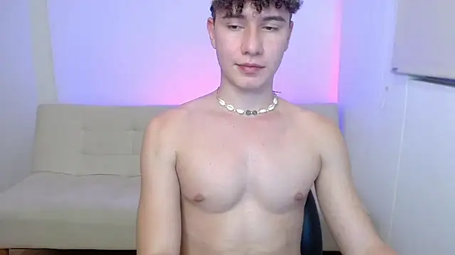 adrian_morelly: вебкам-шоу