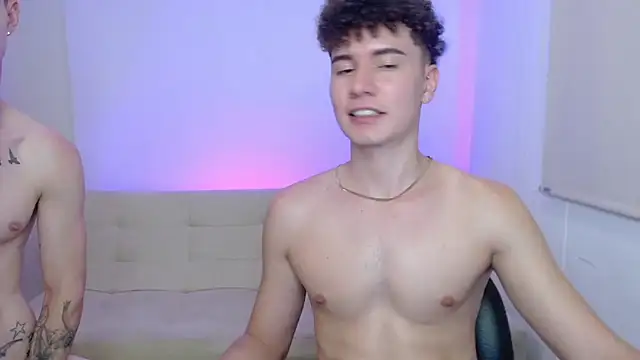 adrian_morelly webkamerás műsora