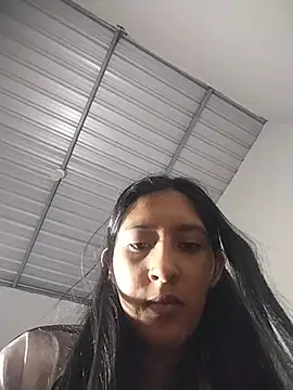 LauraMontaii Webcamshow