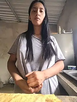 LauraMontaii Adlı Modelin Web Kamerası Şovu