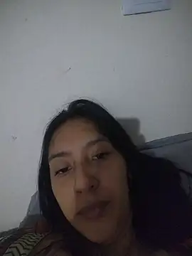 LauraMontaii Шоу с уебкамера