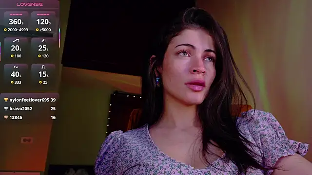 Chat +18 de Emma__Blanco ao vivo