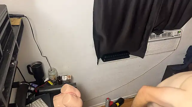 leanjamesdean Show in webcam