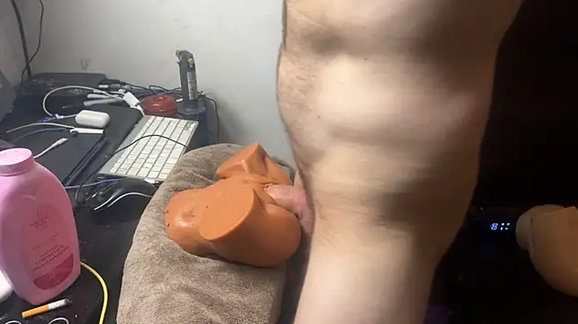 leanjamesdean: διαδικτυακό σόου στην κάμερα
