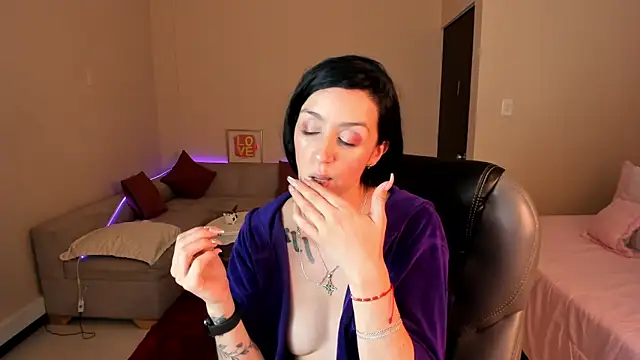 Kristen_Garner: απευθείας συνομιλία ΧΧΧ