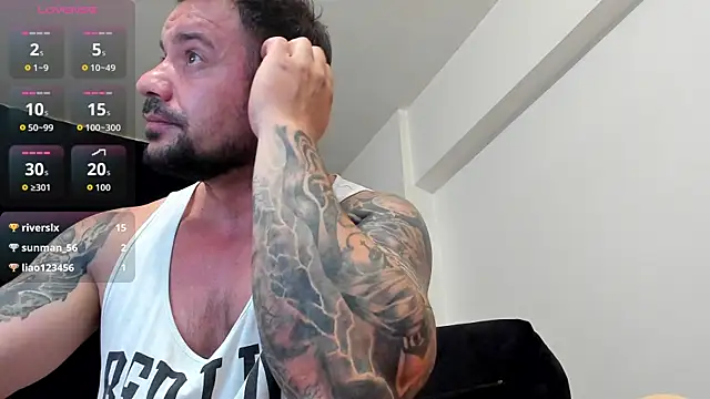 musclemonster31: вебкам-шоу