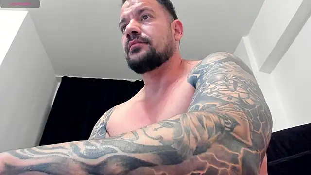 musclemonster31 Webcam show