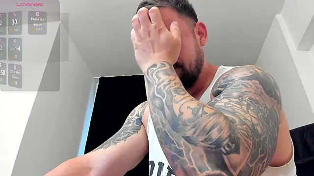 musclemonster31 Webcam show