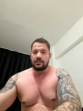 musclemonster31 Show Webcam