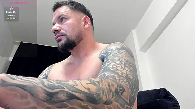 musclemonster31 Webcam show
