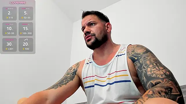 musclemonster31 Webcam show