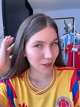 AmelieLaurent_'s Webcam Show