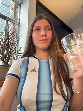 عرض كام AmelieLaurent_