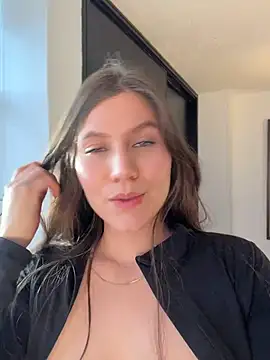 عرض كام AmelieLaurent_