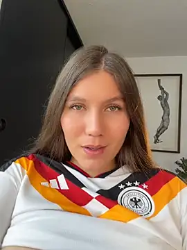 AmelieLaurent_ Pertunjukan Webcam