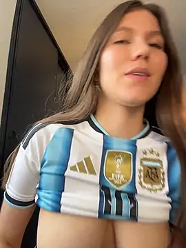AmelieLaurent_ Show in webcam