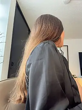AmelieLaurent_'s Webcam Show