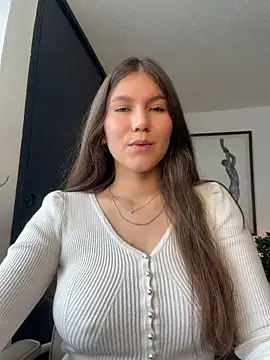 AmelieLaurent_ Pertunjukan Webcam