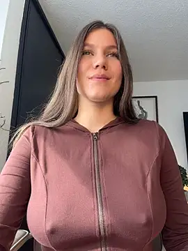 AmelieLaurent_ Show in webcam
