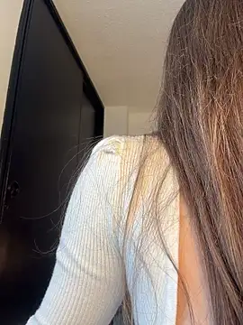 عرض كام AmelieLaurent_