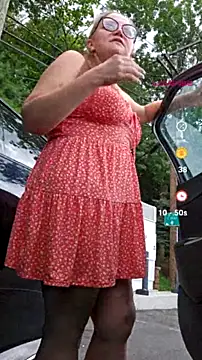 funluvinmama's Webcam Show