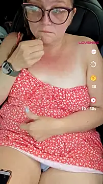 funluvinmama webcam show