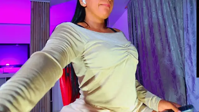 SQUIRT4UMEGAN Show Webcam
