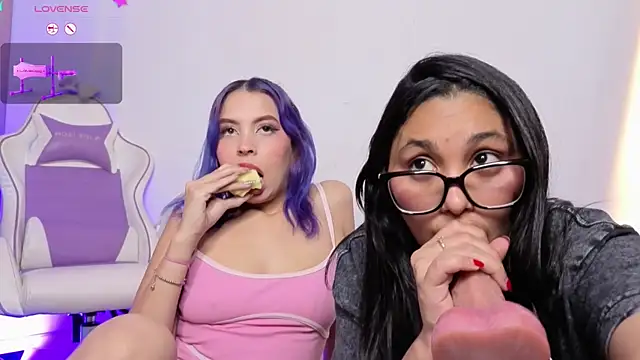 Cuteprincess21's Webcam Show