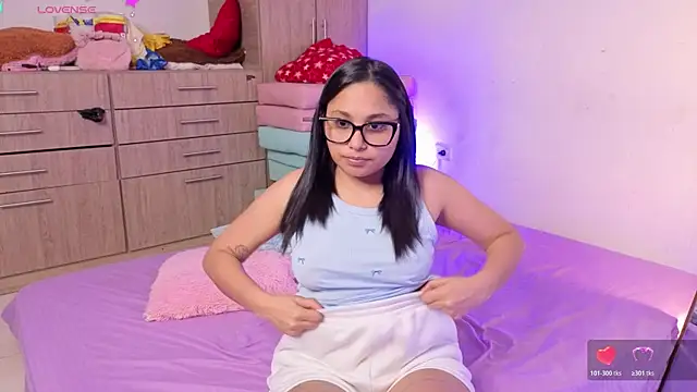 Cuteprincess21 Show in webcam