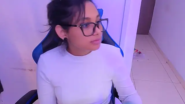 Cuteprincess21 webkamerás műsora