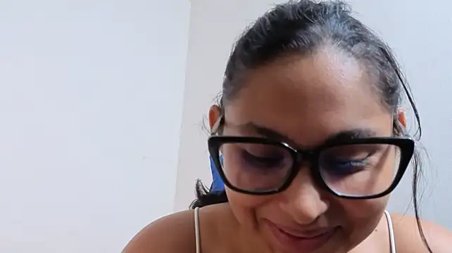 Cuteprincess21's Webcam Show