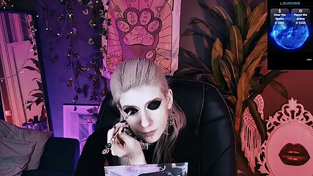 Noah_ElmerX's Live XXX Chat