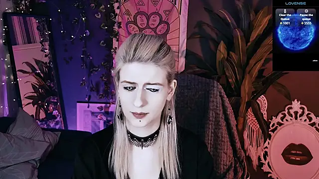Noah_ElmerX élő XXX-chatje