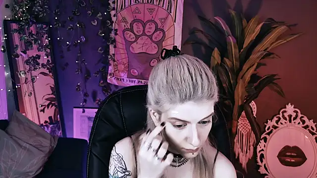 Noah_ElmerX's Live XXX Chat