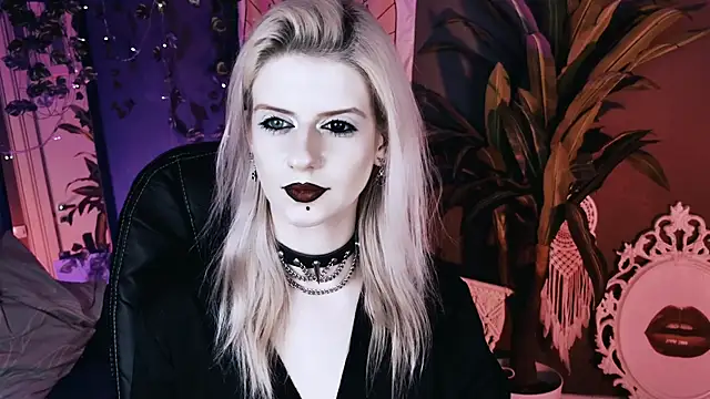 Noah_ElmerX Chat XXX in diretta