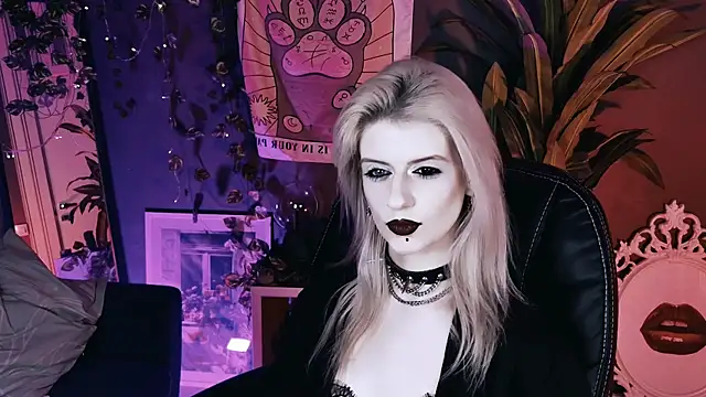 Noah_ElmerX Chat XXX in diretta