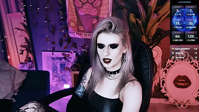 Noah_ElmerX élő XXX-chatje