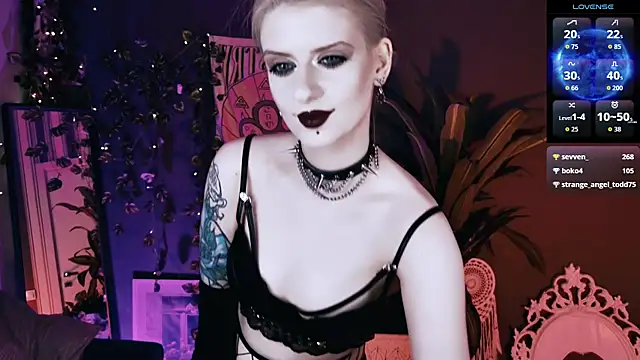 Noah_ElmerX Chat XXX in diretta