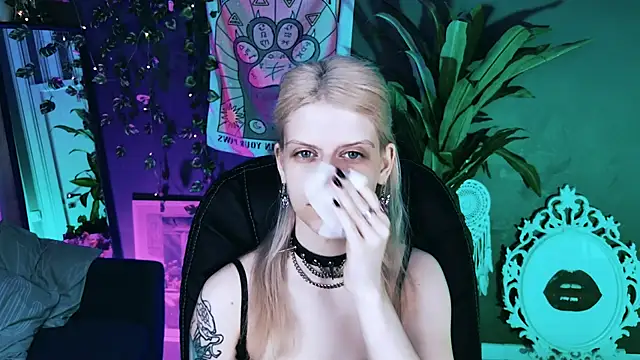 Noah_ElmerX's Live XXX Chat