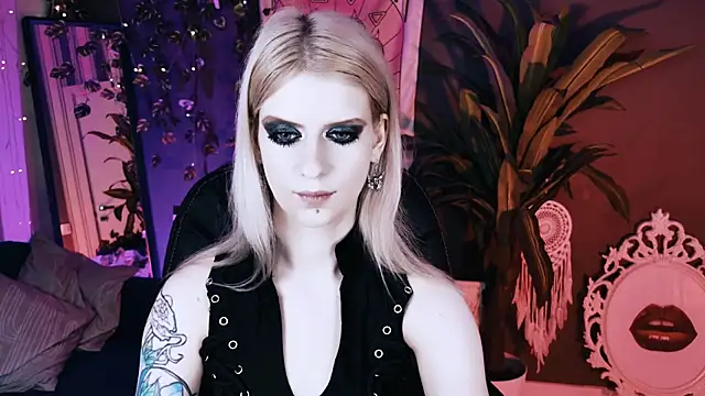 Chat +18 de Noah_ElmerX ao vivo