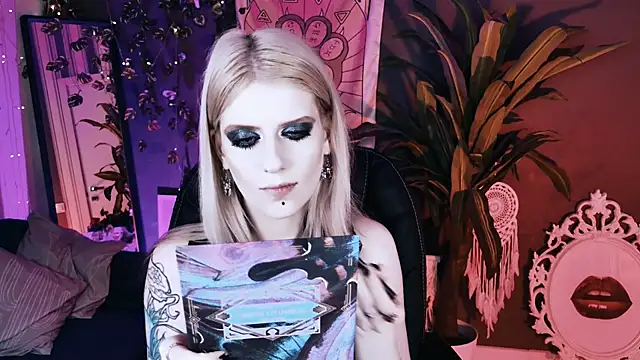 Noah_ElmerX élő XXX-chatje