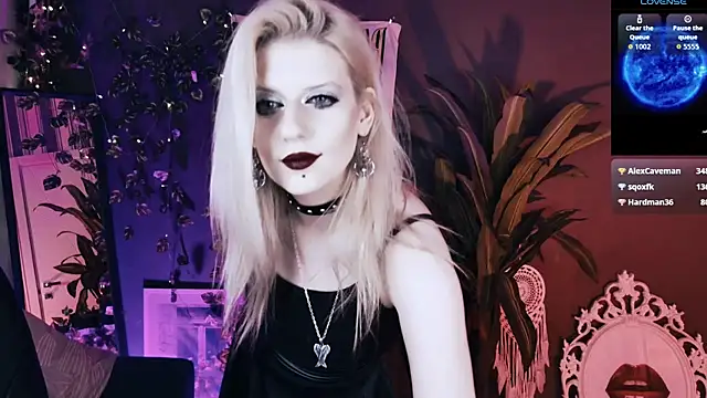 Noah_ElmerX Chat XXX in diretta