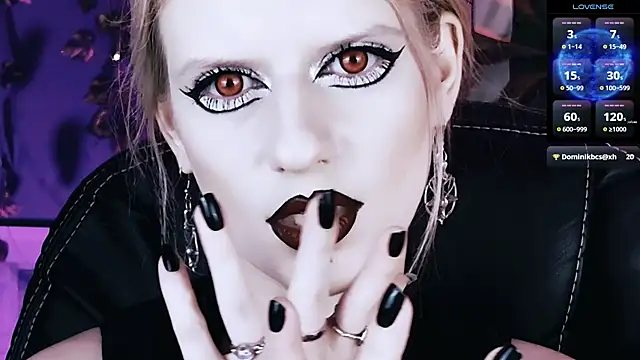 Noah_ElmerX Chat XXX in diretta