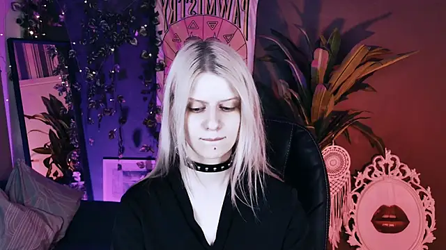 Noah_ElmerX's Live XXX Chat