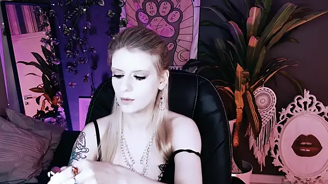 Noah_ElmerX's Live XXX Chat