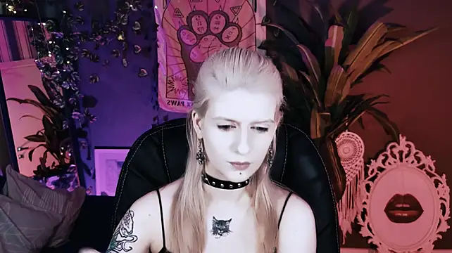 Noah_ElmerX's Live XXX Chat