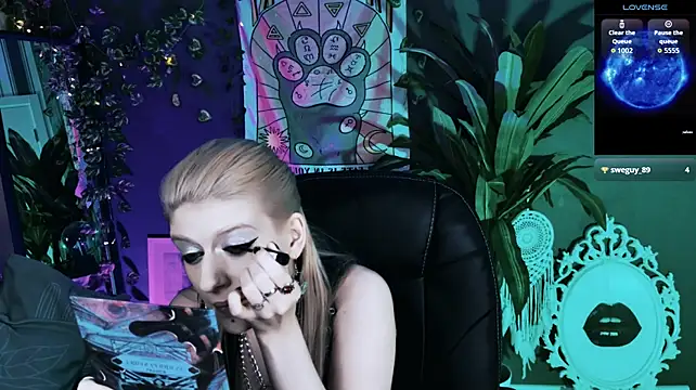 Noah_ElmerX's Live XXX Chat