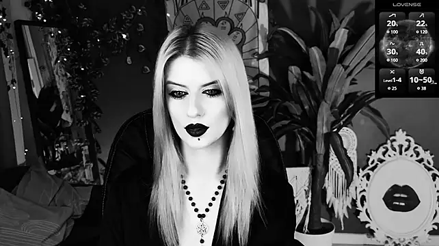 Noah_ElmerX Chat XXX in diretta